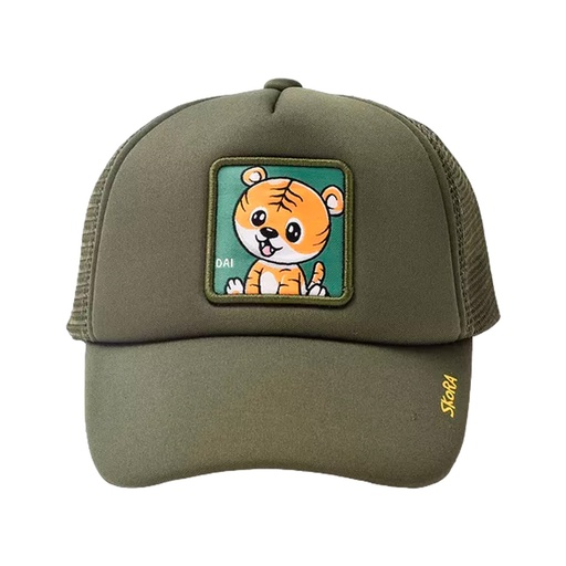 [39452] GORRA CAP INFANTIL CON PARCHE SUBLIMADO DAI Y BORDADO.